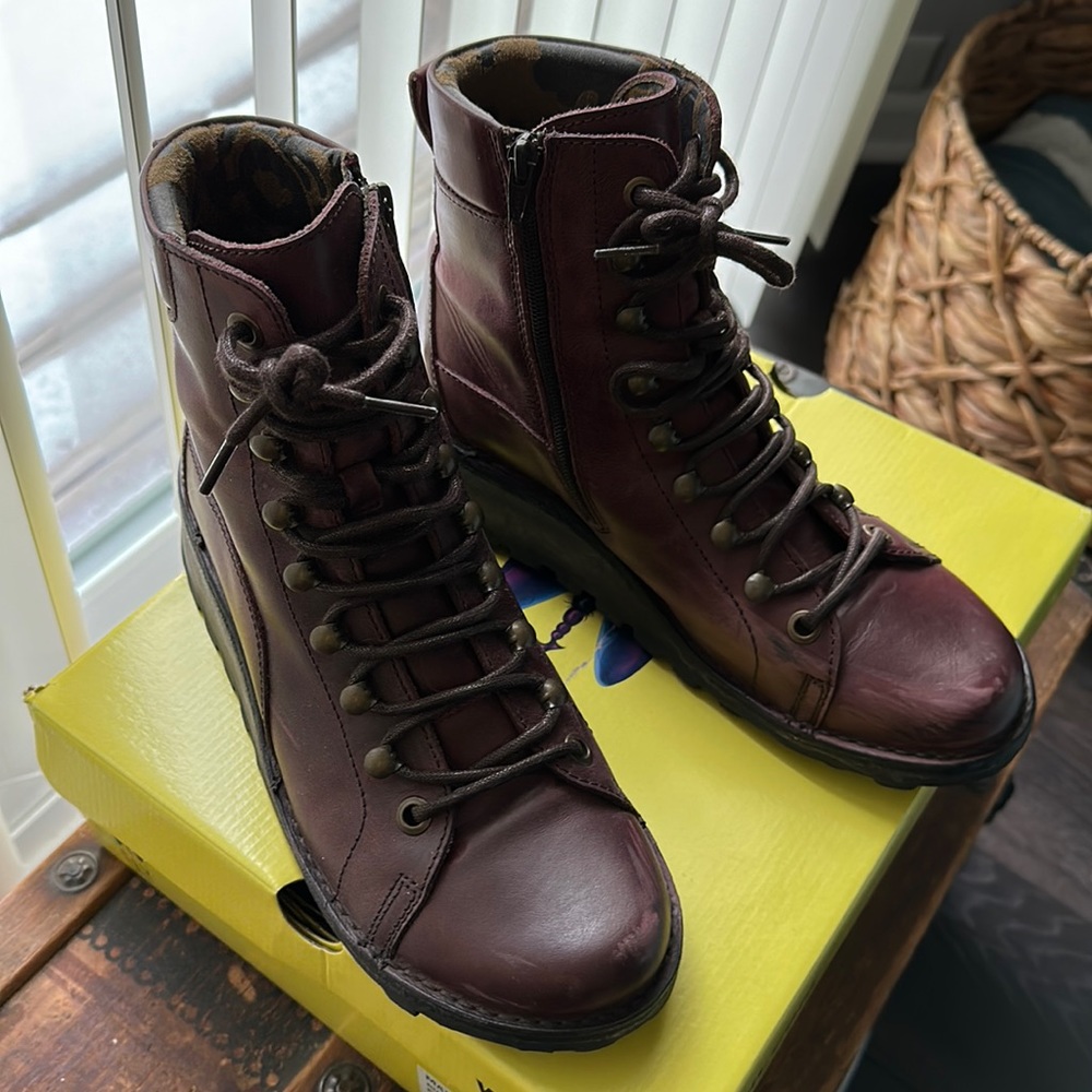 Fly London Malu Boots 41/10